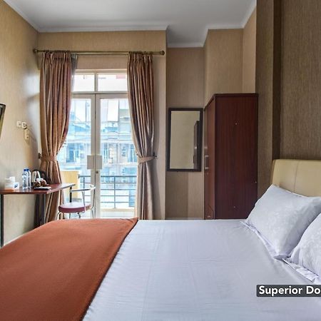 Hotel Arjuna Bekasi Zewnętrze zdjęcie
