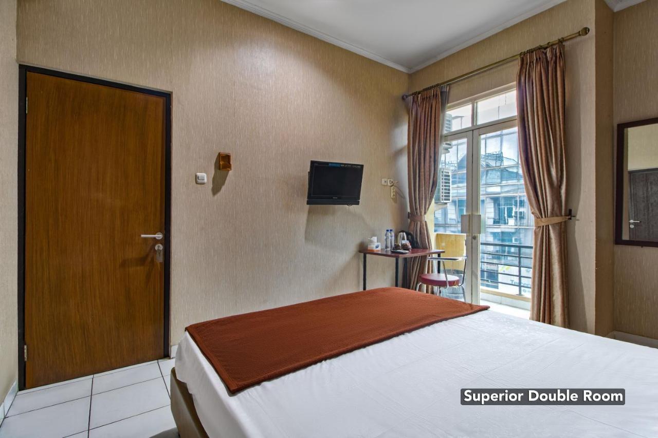 Hotel Arjuna Bekasi Zewnętrze zdjęcie